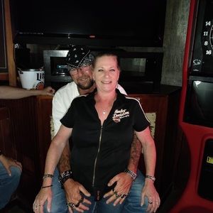 Meet your Posher, Debbie